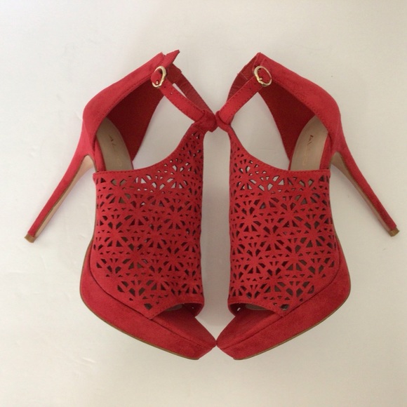 Aldo Red Suede Platform Stiletto Heels, 9 - Picture 4 of 9